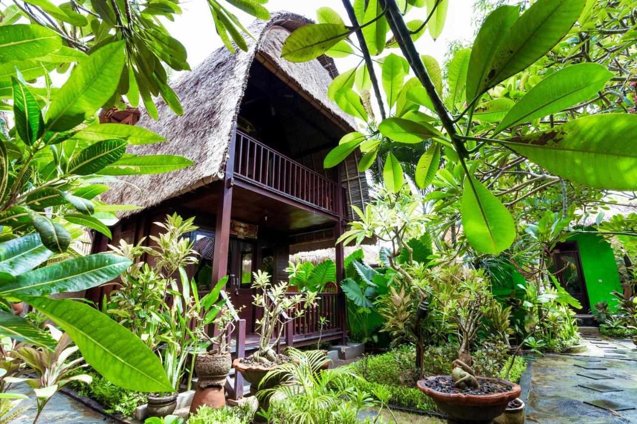 Holiday park Adi Bungalow Nusa Lembongan (Bali)