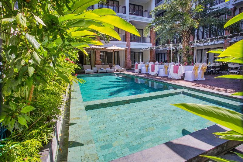Grand Mirah Boutique Hotel 3*