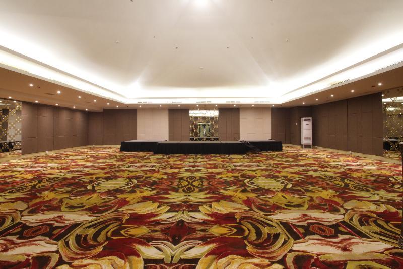 Four Star By Trans Hotel 4*