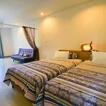 Alit Beach Resort And Villas