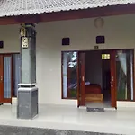 Lilis Cempaka Mas Guesthouse