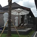 Lilis Cempaka Mas Guesthouse