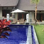 Lilis Cempaka Mas Guesthouse