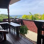 The Hidden Escapes Bingin- Sunset Rooftop Wood House With Ocean View & Private Kitchen