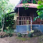 Echo Alam Nusa Lodge
