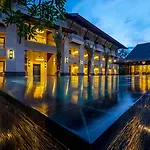 Puri Santrian Beach Resort And Spa