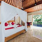 Kuta Puri Bungalows, Villas And Resort