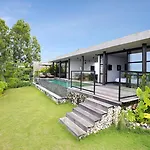 Maua Nusa Penida Bali