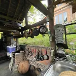 Tepi Sawah Lodge&Retreat