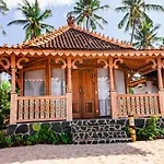 Blue Harbor Beachfront Villas & Resto