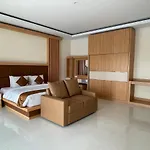 Semabu Hills Hotel Nusa Penida