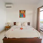 Goa Giri Hill Bungalow