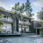 Kajane Tulamben Bali
