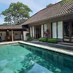 Nefatari Exclusive Villas