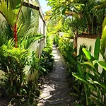 Nipuri Resort And Villas Seminyak By Kamara