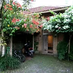 Artist Eco Villa In Ubud Bali