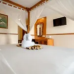 Palm Beach Hotel Bali