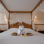 Palm Beach Hotel Bali