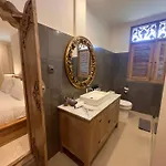 Honeymoon Guesthouse