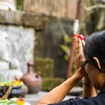 Surf & Yoga Bali