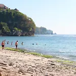 Kerang Bingin Beach Villa