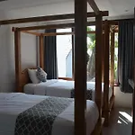Lembongan Lux Villas