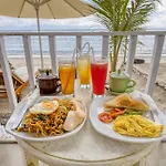Sari Nadi Beach