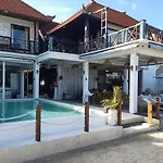 The Beach Huts Lembongan