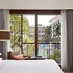 Courtyard By Marriott Bali Seminyak Resort