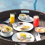 Ibus Beach Hotel