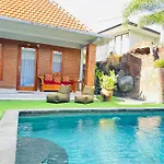 Gangga Guest House