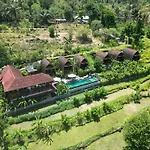 Lumbung Seraya Villa