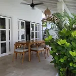 Villa Tom & Lucie Bingin Beach