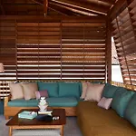 Kado Kubu - Boutique 2Br Pink Villa & Sky Pool With Ocean Views In Uluwatu
