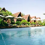 Bataran Garden Cottage