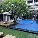 Green Garden Hotel