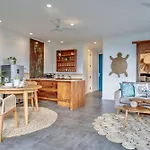 Ulus - Tropical 1 Bedroom Ocean View Apartment By Triang Villas