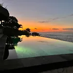 The Point Resort Lembongan