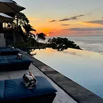 The Point Resort Lembongan