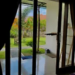 Padang-Padang Sari Homestay