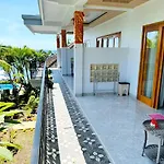 Coral Bay Bungalows Amed Bali