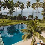 Alila Manggis