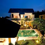 Villa Cokelat