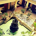 Hotel Sentral