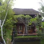 Kangkung Cottages