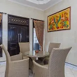 Denays House