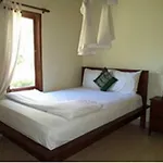 Coral Bay Bungalow