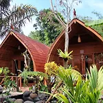 Ryanbagus Guest House