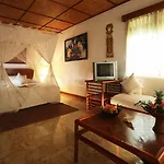 Bali Royal Suites Hotel