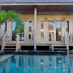 Walet\'S Paradise